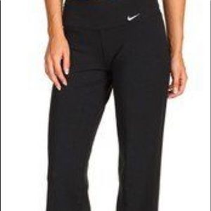 Nike Dri-Fit Pants size M